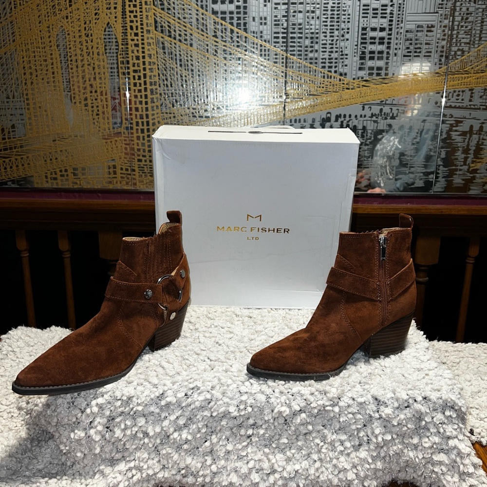 Marc Fisher Ltd Bootie Worn Once For A Boutique S… - image 6